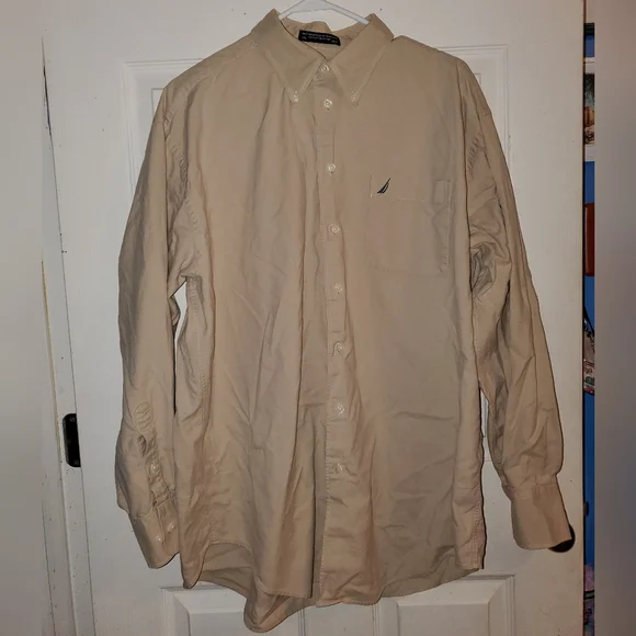 5 for $20 | Nautica Olive and Beige Button Down Shirts Bundle (2pc) - Picture 8 of 14